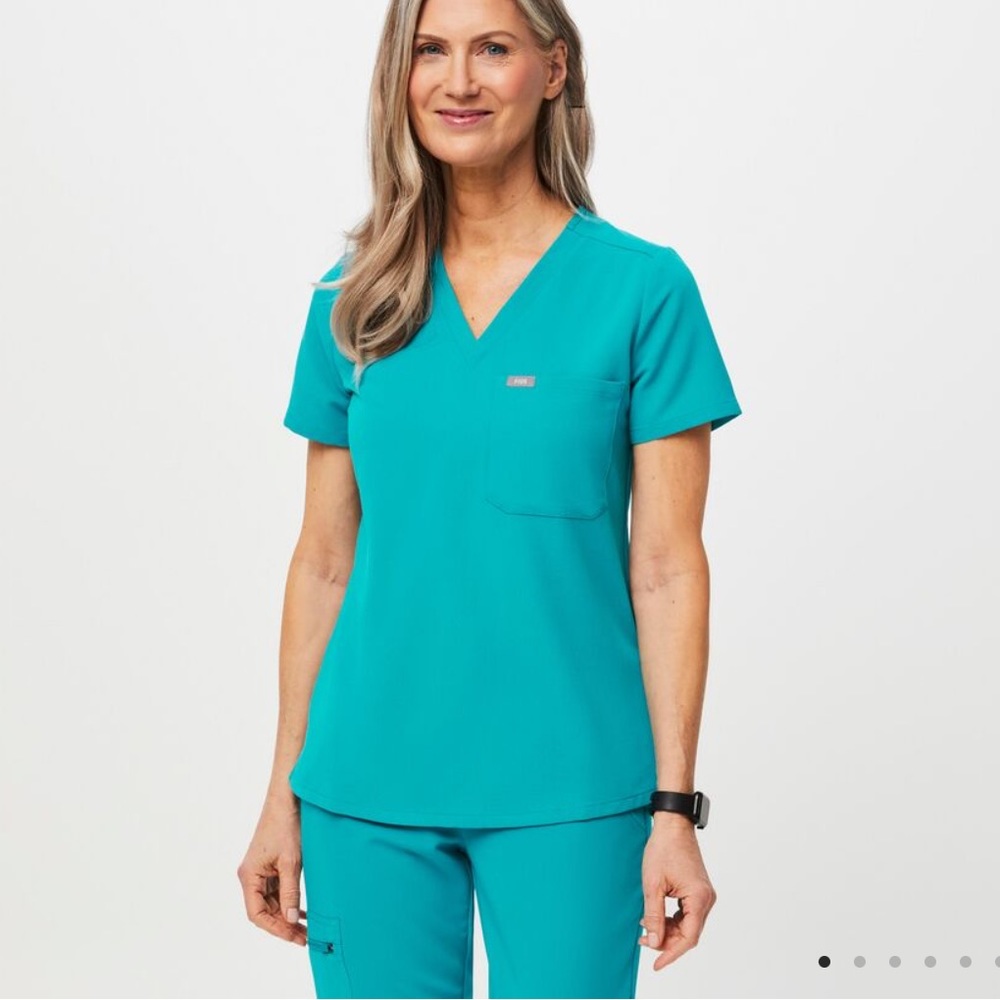 NWT Figs scrub top